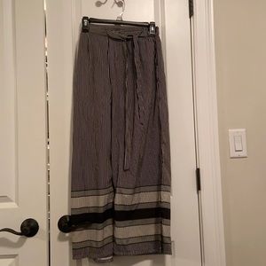 Elastic waist tie top pants with ankle slits